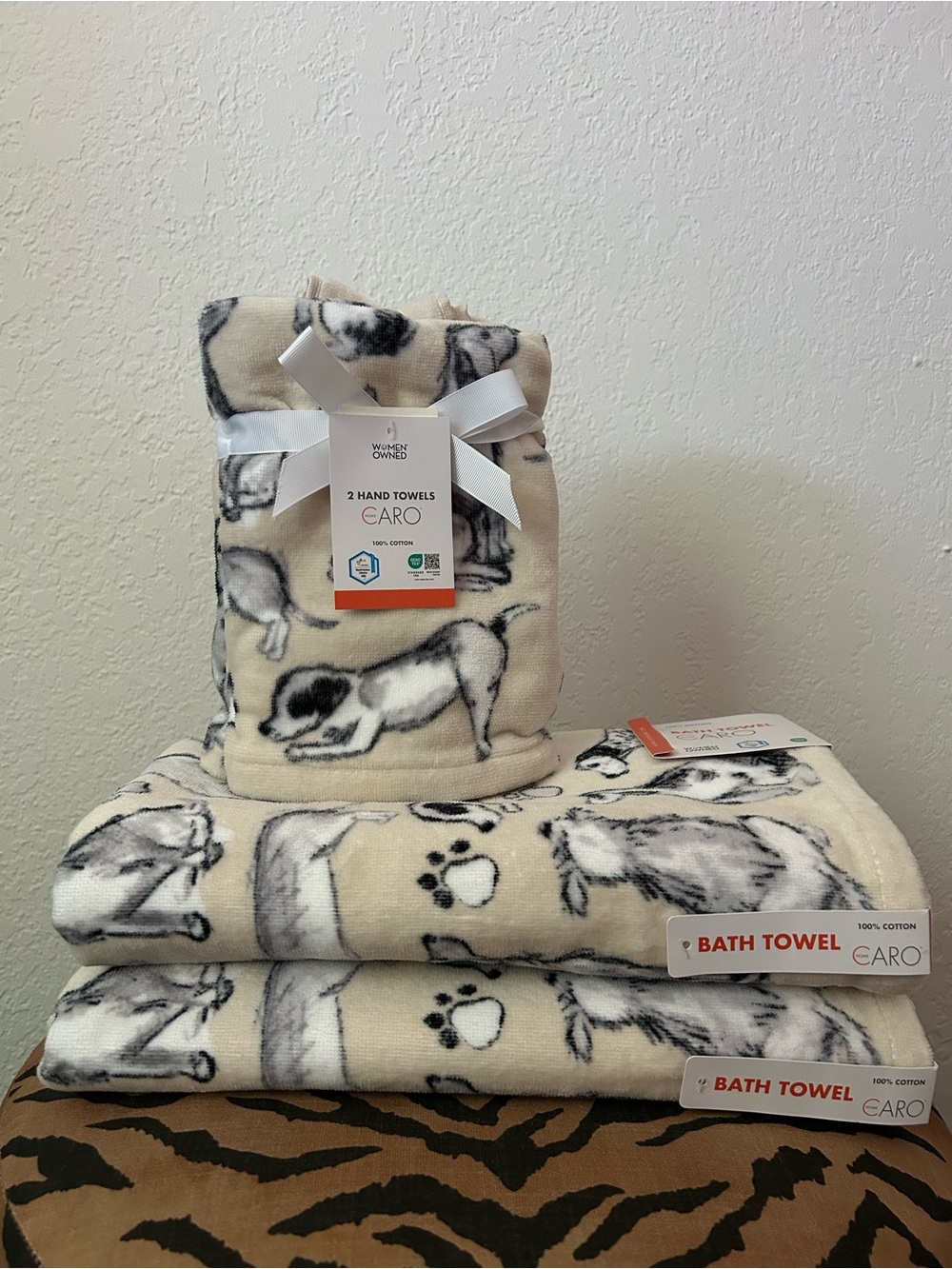 NEW CARO Home 4-Piece 100% Cotton Mixed Breed Dog Puppy Print Bath Towel Set